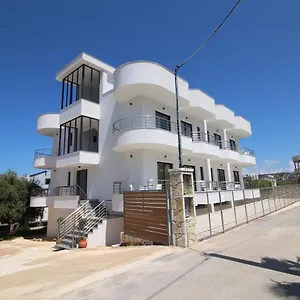 Hotel J&b, Ksamil