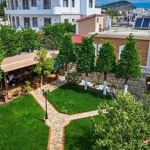 Villa M Cako, Ksamil